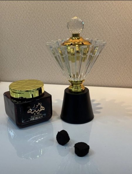 مبخرة كريستال قاعده اسود